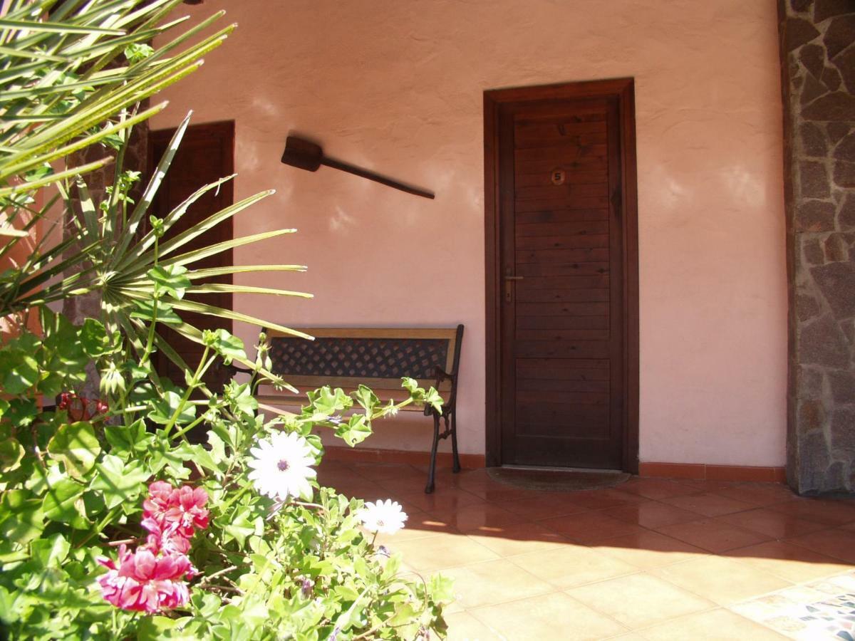 La Mimosa * Putzu Idu